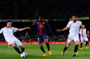 صور مباراة برشلونة وأشبيلية