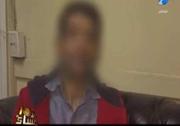 مريض إيدز يتهم ضابط مباحث بأنه السبب فى إنتقال فيروس الايدز له مريض إيدز يتهم ضابط مباحث بأنه السبب فى إنتقال فيروس الايدز له