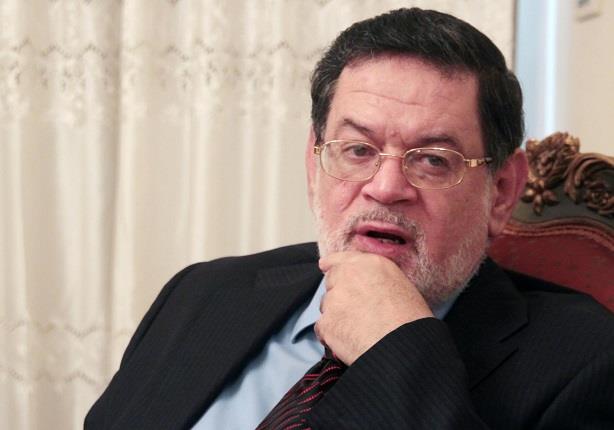 الخرباوي يكشف عن الاخواني الذي قصده السيسي في خطابه الاخير الخرباوي يكشف عن الاخواني الذي قصده السيسي في خطابه الاخير