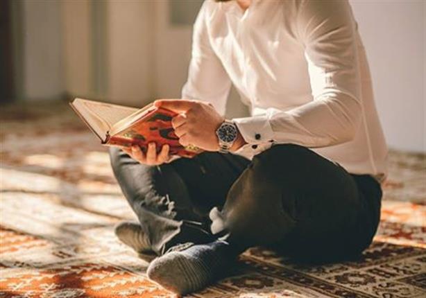 هل تعلم ان سورة الملك لها قصة عجيبة داخل القبر.. فما هى؟ هل تعلم ان سورة الملك لها قصة عجيبة داخل القبر.. فما هى؟