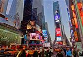 تايمز سكوير في نيويورك يأوي أغلى وأكبر لوحة إعلانات رقمية في العالم