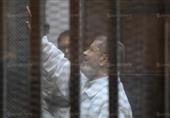 مرافعة مرسي بالتخابر تثير الضحك داخل قاعة المحكمة مرافعة مرسي بالتخابر تثير الضحك داخل قاعة المحكمة