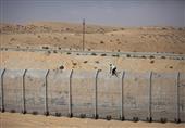 صحيفة: إصابة مهربين إسرائيليين اثنين برصاص الجيش المصري على الحدود صحيفة: إصابة مهربين إسرائيليين اثنين برصاص الجيش المصري على الحدود
