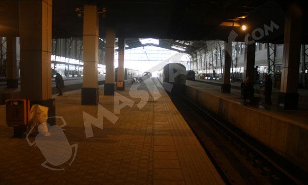 عدسة مصراوي ترصد استعدادات السكة الحديد قبل ساعات من تشغيل القطارات