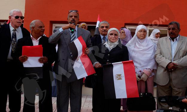 بالفيديو والصور - وزير التعليم ومحافظ القاهرة يفتتحان مدرستين بميدان رابعة العدوية