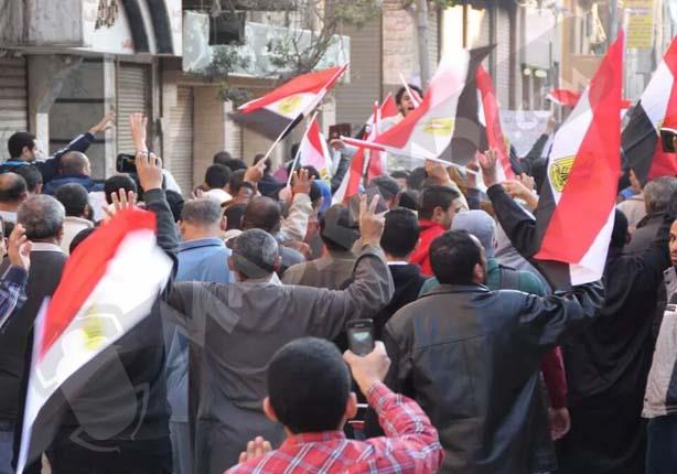 2014 11 28 10 9 34 983 مظاهرات 28 نوفمبر : صور رفع المصاحف واشارات رابعة من المتظاهرين