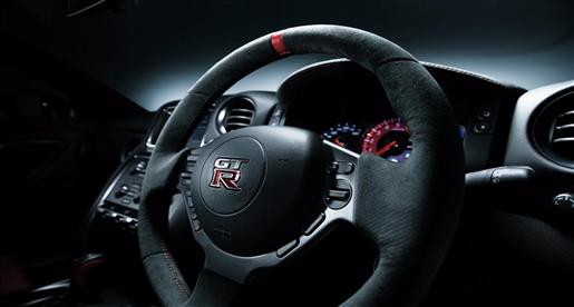 الكشف رسميا عن GTR NISMO 2014 أسرع سيارة انتاجيه فى العالم