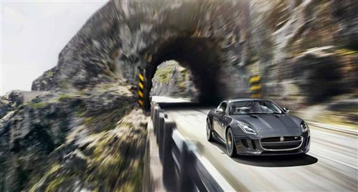 جاجوار تكشف عن F-Type كوبيه أحد أجمل السيارات الكوبيه على الاطلاق