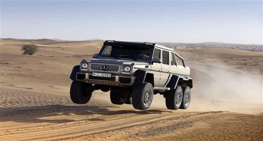 فيديو : أول مواجهة تجمع مرسيدس G63 AMG 6*6 وشقيقتها الصغرى 