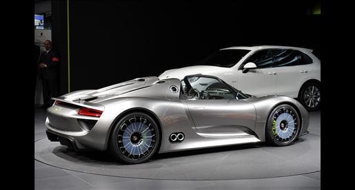 بورشه تطلب ثمناً باهظاً لسيارتها 918 Spyder 