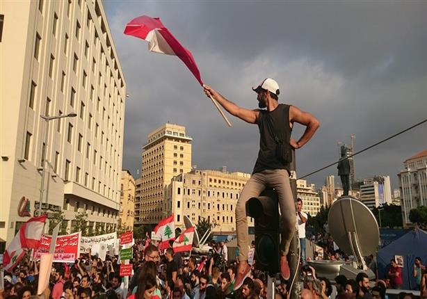 مظاهرات الشارع اللبناني