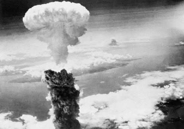 نتيجة بحث الصور عن القنبلة الذرية على اليابان