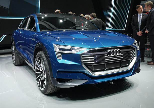 audi-e-tron-quattro-concept-images-01