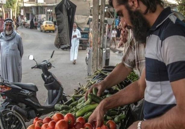 مشهد في احد الأسواق جنوب شرقي الموصل بثه تنظيم الدولة الإسلامية