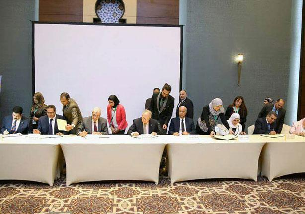 جامعة المنوفية توقع اتفاقية إنشاء شبكة قومية لإبحاث السرطان جامعة المنوفية توقع اتفاقية إنشاء شبكة قومية لإبحاث السرطان
