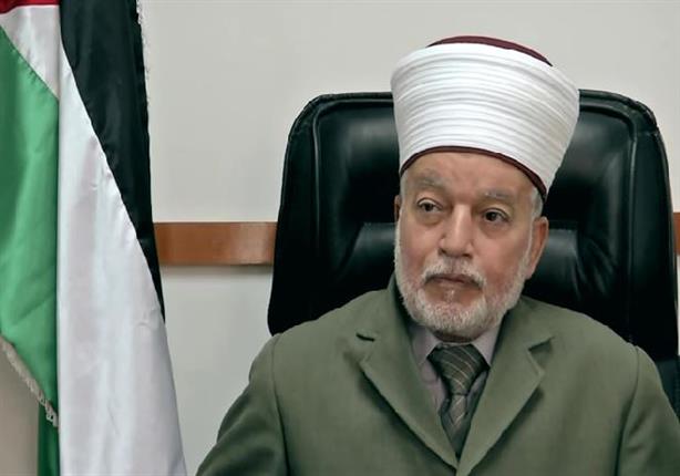 مفتي القدس يدعو لتدخل دولي فوري لوقف الاعتداءات الإسرائيلية على الأقصى مفتي القدس يدعو لتدخل دولي فوري لوقف الاعتداءات الإسرائيلية على الأقصى