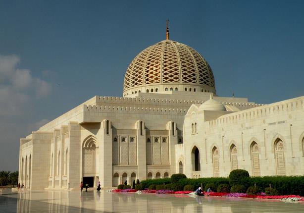 2- مسجد السلطان قابوس الأكبر:
