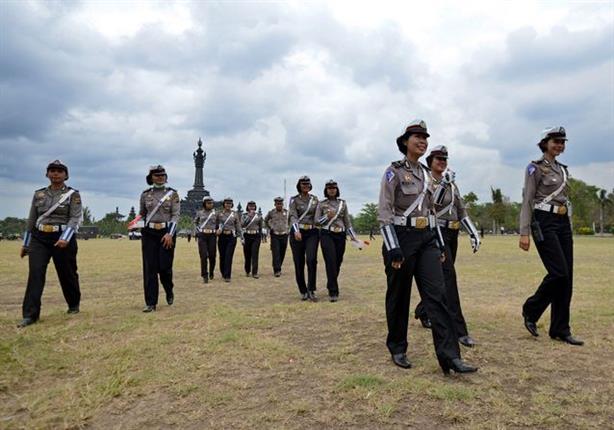 استعدادات الشرطة النسائية الإندونيسية في جزيرة بالي