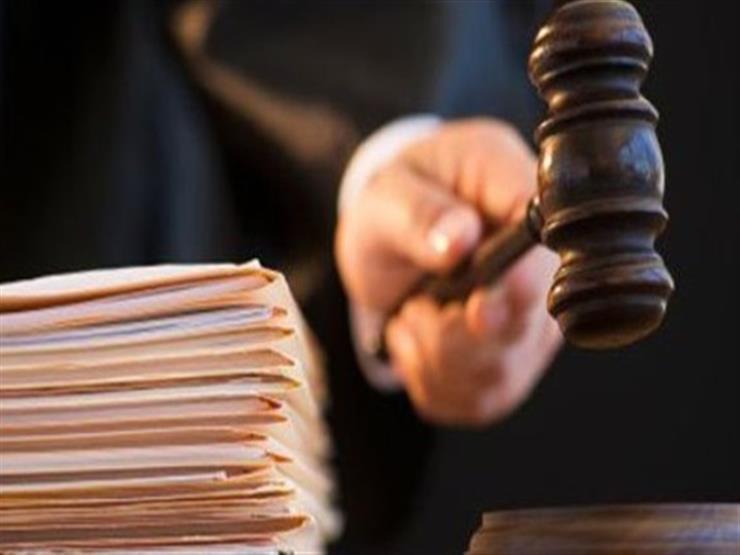 إخلاء سبيل 35 شخصًا من "حملة الماجستير" في اتهامهم بالتجمهر إخلاء سبيل 35 شخصًا من "حملة الماجستير" في اتهامهم بالتجمهر