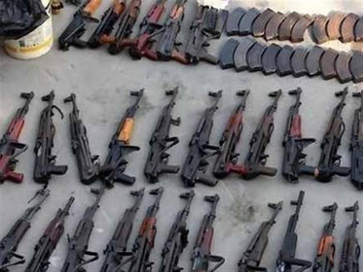 الداخلية: ضبط عدد من الأسلحة النارية والذخائر بـ ٣ محافظات الداخلية: ضبط عدد من الأسلحة النارية والذخائر بـ ٣ محافظات