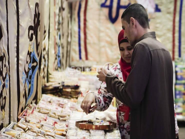 تتراوح بين 40 و80 جنيها.. في باب البحر "حلاوة زمان غالية نار" تتراوح بين 40 و80 جنيها.. في باب البحر "حلاوة زمان غالية نار"