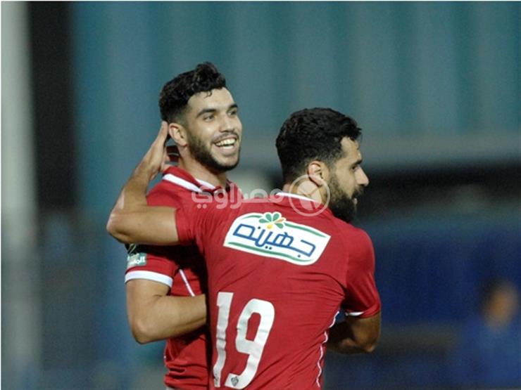 بالفيديو .. أزارو يرقص على أنغام "العب يالا" على الهواء مباشرة احتفالاً بالسوبر بالفيديو .. أزارو يرقص على أنغام "العب يالا" على الهواء مباشرة احتفالاً بالسوبر