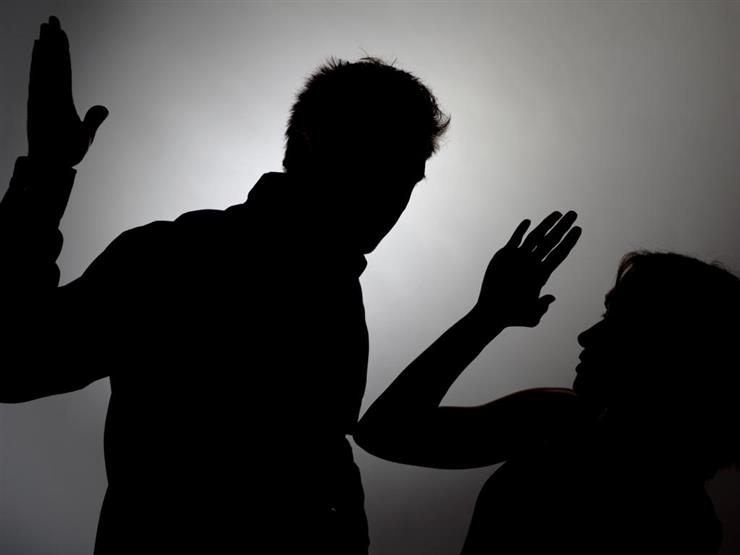 نادية عمارة: ليس على الزوجة طاعة زوجها عند أمره بقطيعة أهلها نادية عمارة: ليس على الزوجة طاعة زوجها عند أمره بقطيعة أهلها