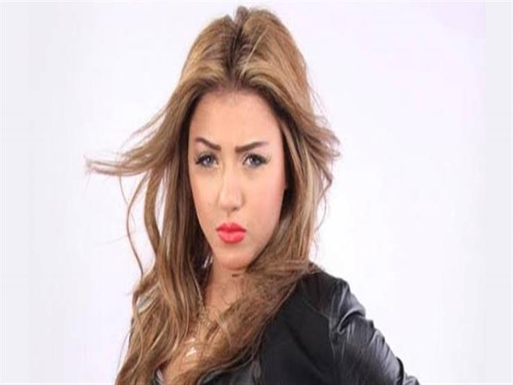 سارة سلامة تنشر صورتها بالحجاب وتثير الجدل على انستجرام سارة سلامة تنشر صورتها بالحجاب وتثير الجدل على انستجرام
