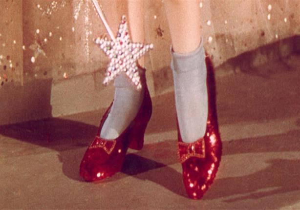 حذاء-الساحر-أوز-الأصلي-ساحر-أوز-في-فيلم-1939