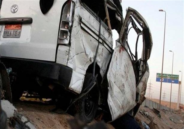 مصرع شخصين وإصابة 12 آخرين في انقلاب حافلة رحلات بأسيوط مصرع شخصين وإصابة 12 آخرين في انقلاب حافلة رحلات بأسيوط
