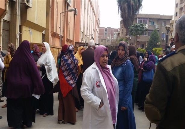 إضراب ممرضات مستشفى جامعة بنها (3)