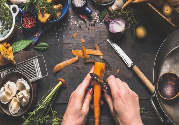 7 طرق تختصر لكِ الوقت والجهد في المطبخ 7 طرق تختصر لكِ الوقت والجهد في المطبخ