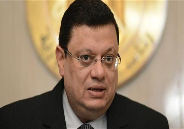 ياسر علي يغادر نيابة أمن الدولة إلى منزله ياسر علي يغادر نيابة أمن الدولة إلى منزله