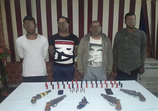 ضبط 4 متهمين بممارسة البلطجة في الخانكة بالقليوبية ضبط 4 متهمين بممارسة البلطجة في الخانكة بالقليوبية