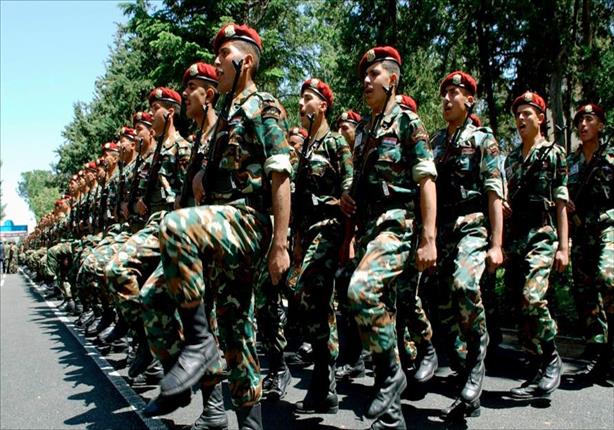 قصف اسرائيلي يستهدف موقعين للجيش السوري في محافظة القنيطرة قصف اسرائيلي يستهدف موقعين للجيش السوري في محافظة القنيطرة