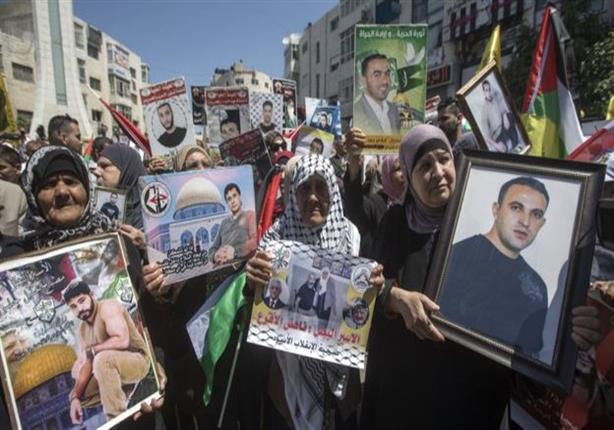 الاندبندنت: انتفاضة جديدة على الأبواب إذا هلك أي أسير فلسطيني مضرب عن الطعام الاندبندنت: انتفاضة جديدة على الأبواب إذا هلك أي أسير فلسطيني مضرب عن الطعام