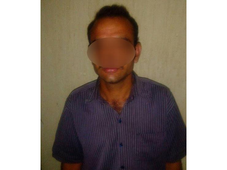 أب يقتل طفلته بعد اغتصابها في الشرقية.. وأخوها: "شفته وعملت نفسي نايم" أب يقتل طفلته بعد اغتصابها في الشرقية.. وأخوها: "شفته وعملت نفسي نايم"