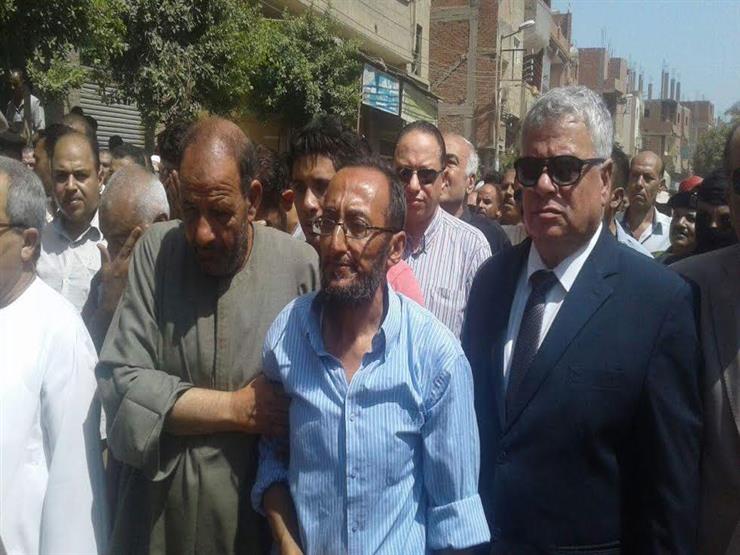 والد الشهيد مجند "إسلام فايز" بالمنوفية: "كنت مستنيه يساعدني" والد الشهيد مجند "إسلام فايز" بالمنوفية: "كنت مستنيه يساعدني"