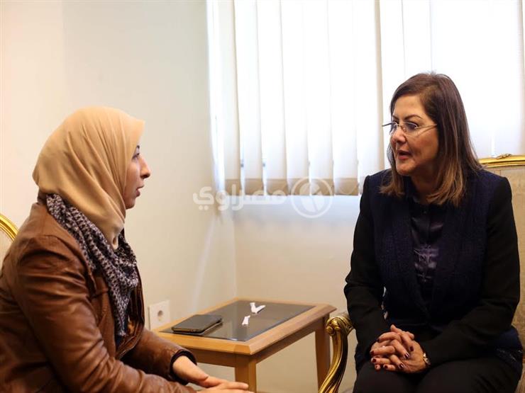 الحكومة تستعين بشركة دولية لنقل الوزارات إلى العاصمة الجديدة الحكومة تستعين بشركة دولية لنقل الوزارات إلى العاصمة الجديدة