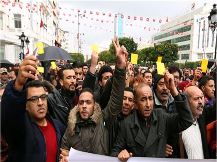 صنداي تليجراف: الحكومة التونسية تبحث سبل دعم الفقراء استجابة للمظاهرات صنداي تليجراف: الحكومة التونسية تبحث سبل دعم الفقراء استجابة للمظاهرات