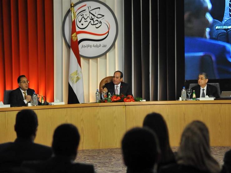 السيسي عن مواجهة الفساد: "اللي هيغلط هيتحاسب حتى لو أنا" السيسي عن مواجهة الفساد: "اللي هيغلط هيتحاسب حتى لو أنا"