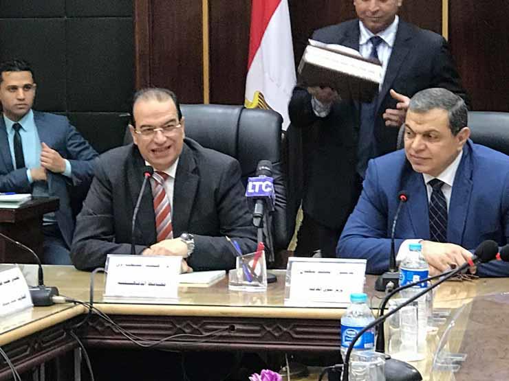 وزير القوى العاملة من الدقهلية: قانون العمل الجديد يحمي العا...مصراوى وزير القوى العاملة من الدقهلية: قانون العمل الجديد يحمي العا...مصراوى