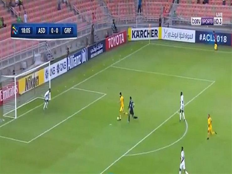 بالفيديو.. أغرب فرصة مهدرة في دوري أبطال آسيا بالفيديو.. أغرب فرصة مهدرة في دوري أبطال آسيا