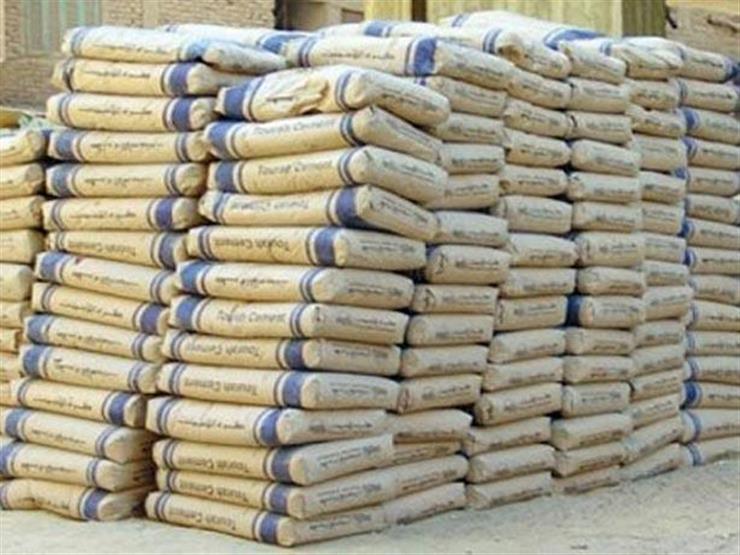 أسعار الأسمنت تعاود الارتفاع والطن يقترب من ألف جنيه أسعار الأسمنت تعاود الارتفاع والطن يقترب من ألف جنيه