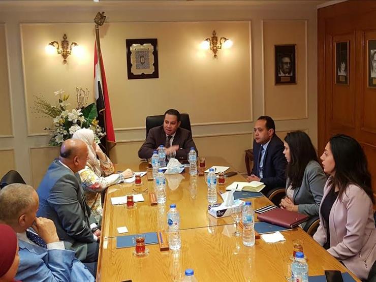 وزير قطاع الأعمال يطالب القابضة للسياحة بالتوسع في فنادق 3 و4 نجوم وزير قطاع الأعمال يطالب القابضة للسياحة بالتوسع في فنادق 3 و4 نجوم