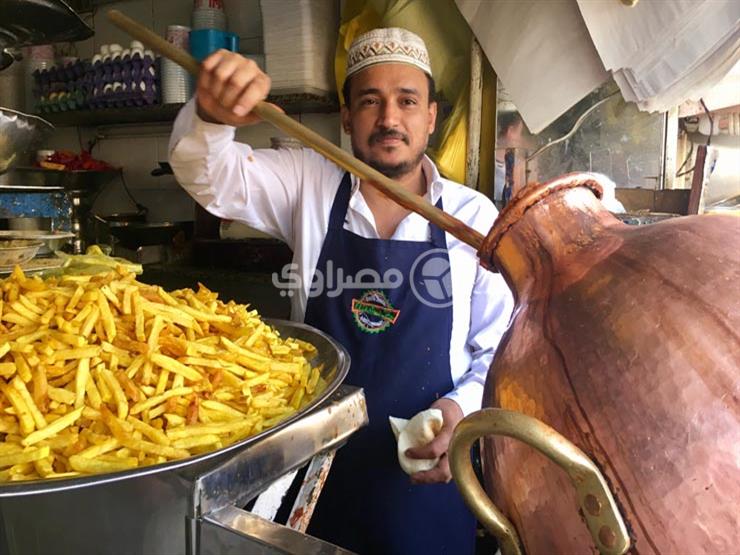 "رمضان جانا ولسه مجاش".. محلات السيدة "مفيش بيع" "رمضان جانا ولسه مجاش".. محلات السيدة "مفيش بيع"