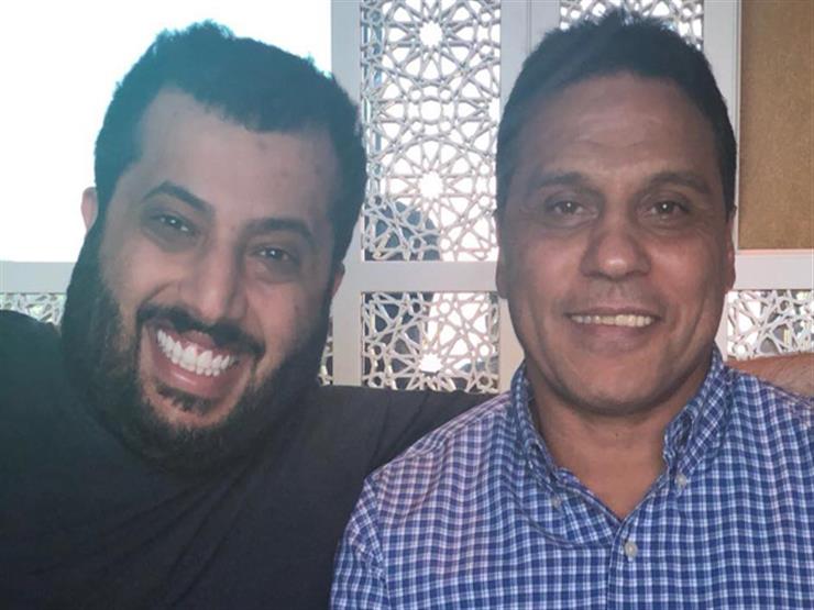 شوبير: مستثمر يشتري نادياً فى الدوري المصري ويعين البدري مديراً فنياً شوبير: مستثمر يشتري نادياً فى الدوري المصري ويعين البدري مديراً فنياً