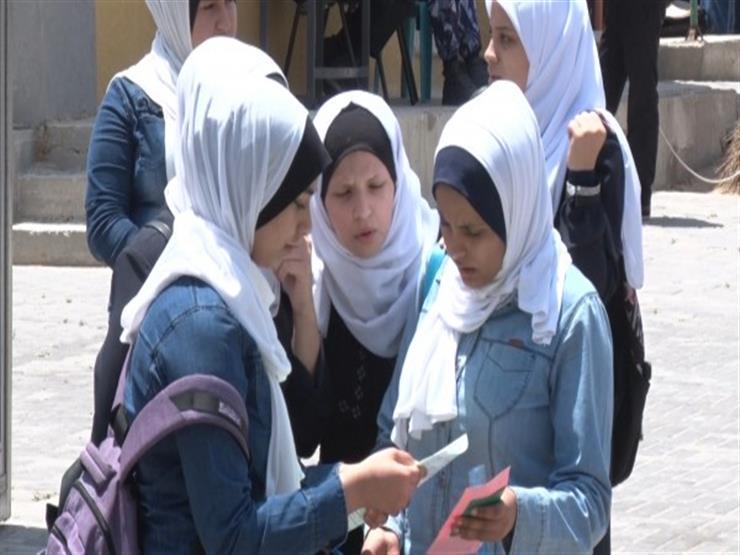 طلبة ثانوي في الوادي الجديد: الديناميكا أصعب امتحان حتى ال...مصراوى طلبة ثانوي في الوادي الجديد: الديناميكا أصعب امتحان حتى ال...مصراوى