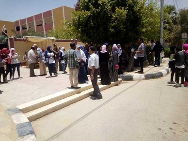 ارتياح بين طلبة الوادي الجديد لسهولة الأحياء و علم...مصراوى ارتياح بين طلبة الوادي الجديد لسهولة الأحياء و علم...مصراوى