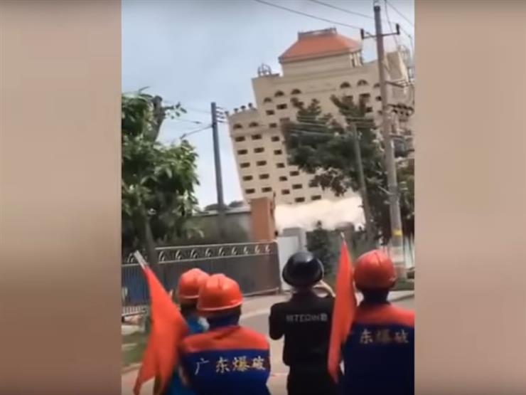 تدمير فندق تاريخي بالصين في 10 ثوان (فيديو)...مصراوى تدمير فندق تاريخي بالصين في 10 ثوان (فيديو)...مصراوى